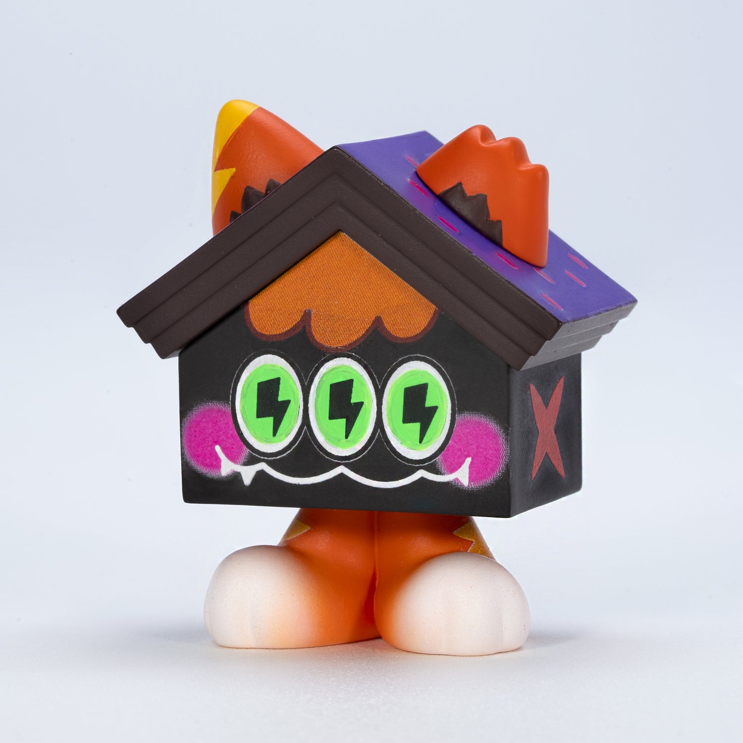 Sweet Home Cat capsule toy
