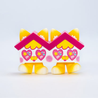 Sweet Home Cat capsule toy