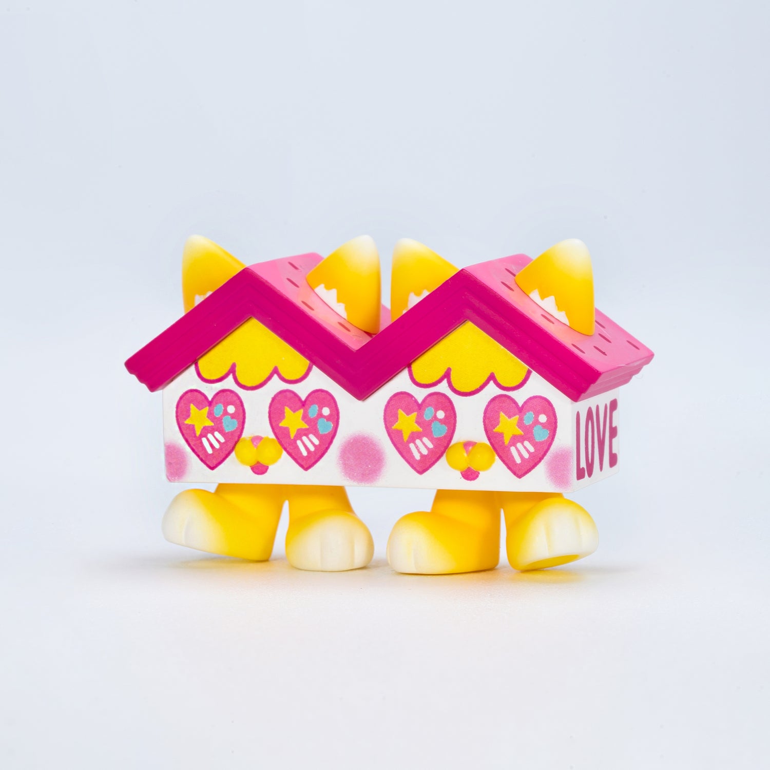 Sweet Home Cat capsule toy
